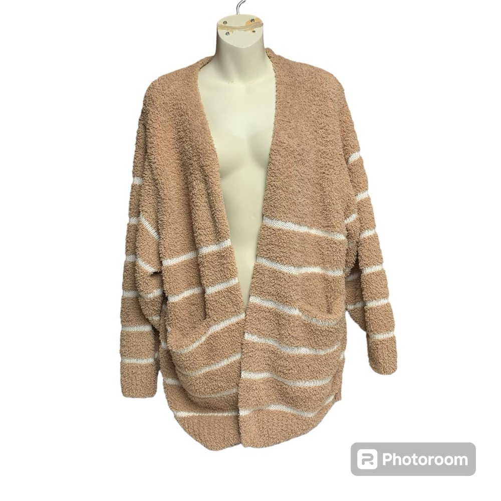 Debut brown/white oversized cardigan sweater size M/L pockets